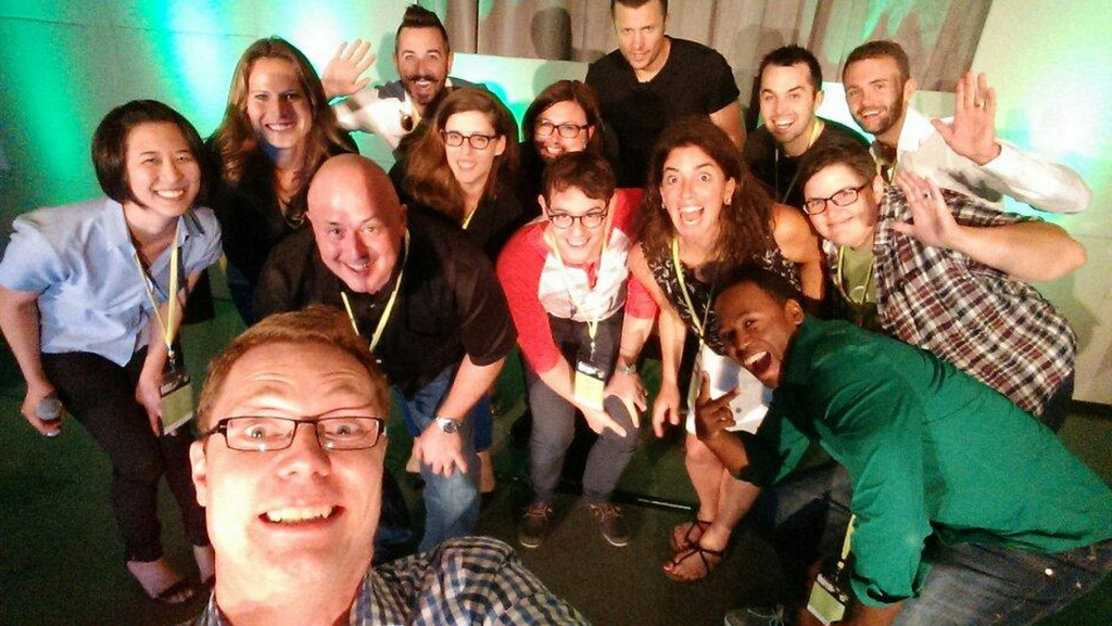 searchlove-san-deigo-speaker-stage-selfie